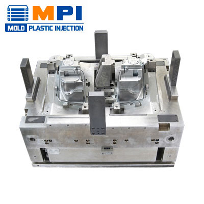 plastic injection mould