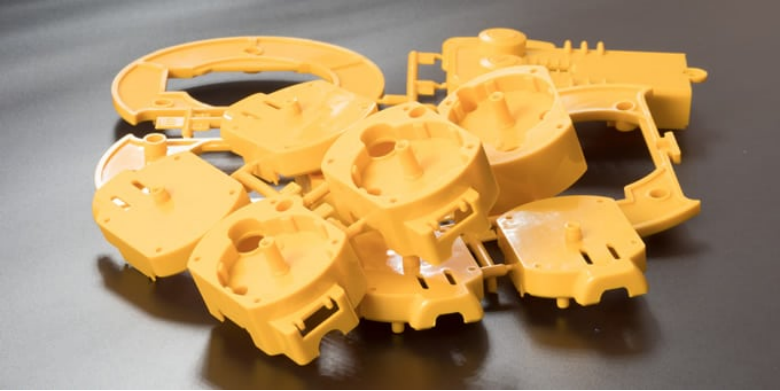 Factors to Consider When Choosing a Professional Plastic Injection Molding Supplier