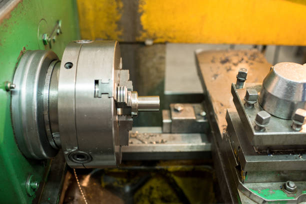 Injection Molding Machines: Types and Advantages