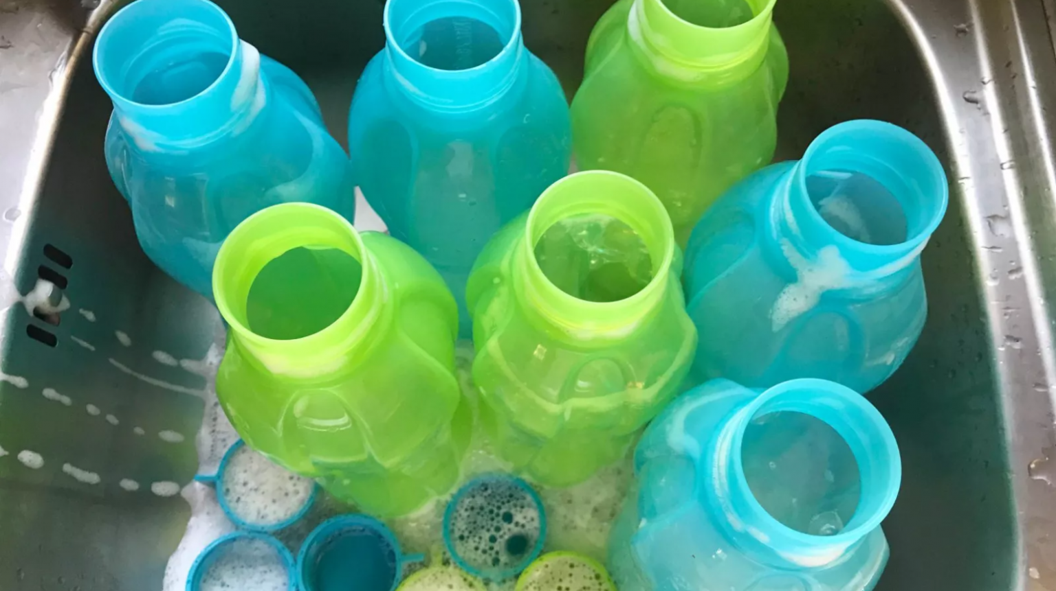 How To Mold Plastic Bottles?