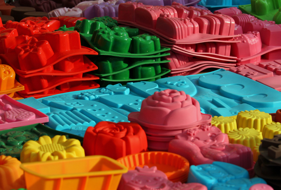 Silicone Candy Molds for Creative and Educational Crafts